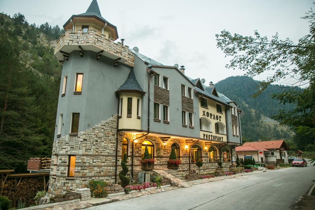 Horlog Castle Hotel Trigrad Buitenkant foto